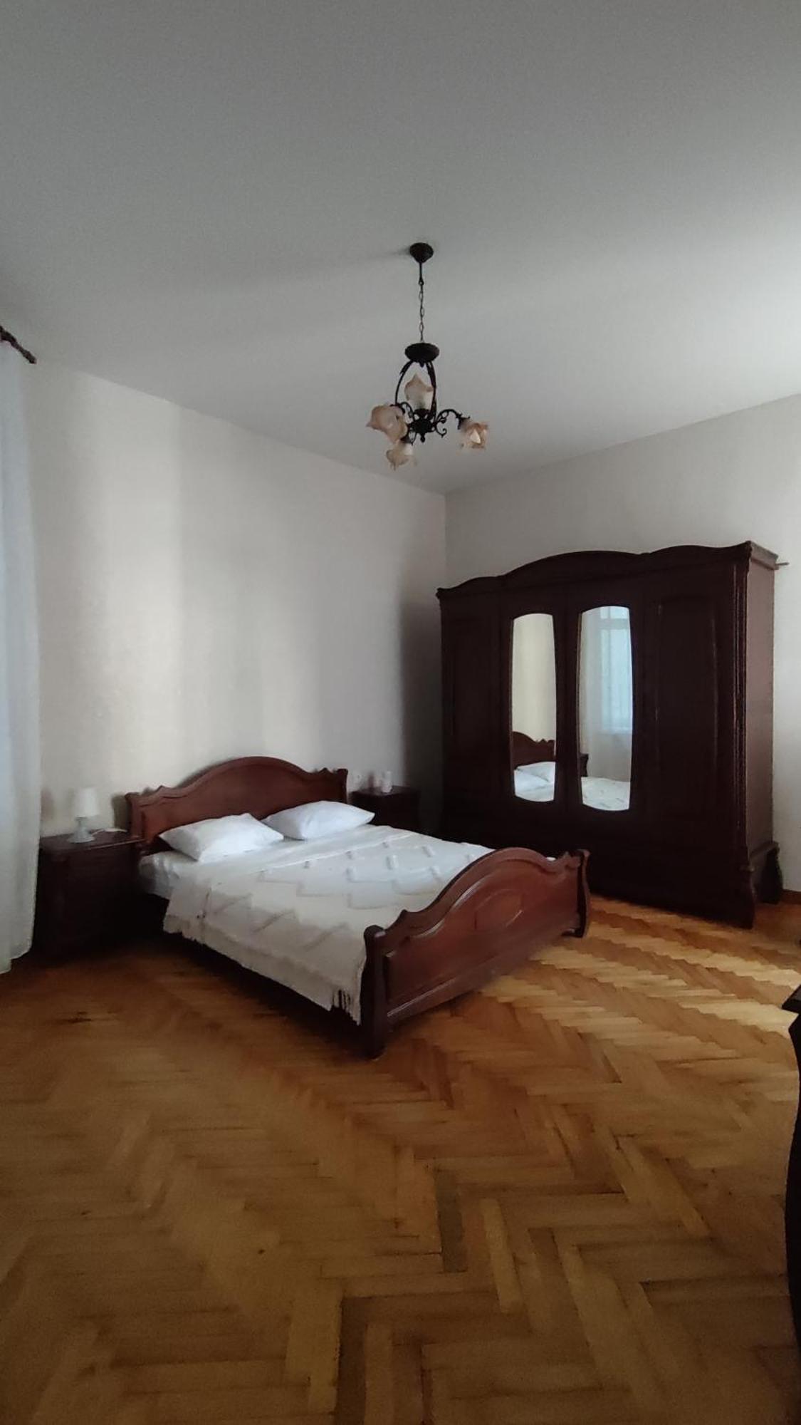 Flat in the city center Odessa Ngoại thất bức ảnh